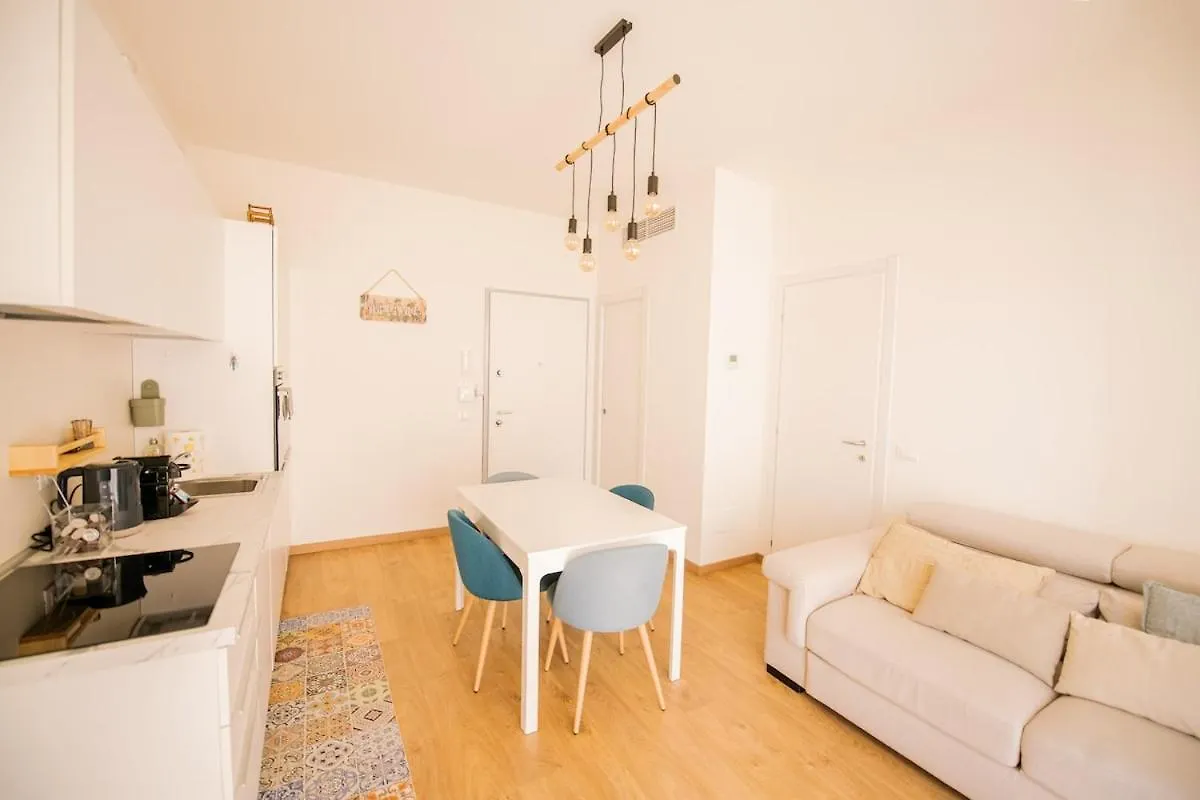 Suite Citylife Duomo - Milan - 13 Minutes From The Duomo